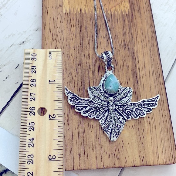 Luna Moth Amulet - Picture 5 of 7